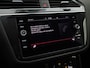 Volkswagen Tiguan 1.4TSIeHybrid 180kW/245PK R-Line DSG · Panoramadak · Trekhaak · Camera · Apple/Android