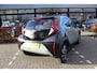 Toyota Aygo X 1.0 VVT-i MT Pulse Bi-tone | Rijklaar | Apple/Android | Camera | Clima | Adap.cruise | NL-auto