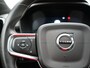 Volvo XC40 Recharge P8 AWD R-Design | Wifi | Elcctr. schuif panorama dak Electr. bedienbare voorstoelen | Apple Carplay | Bluetooth | Stoelverwarming | Achteruitrij camera -parkeerassist achter | Cruise control | Verwarmd stu