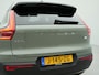 Volvo XC40 Recharge P8 AWD R-Design | Wifi | Elcctr. schuif panorama dak Electr. bedienbare voorstoelen | Apple Carplay | Bluetooth | Stoelverwarming | Achteruitrij camera -parkeerassist achter | Cruise control | Verwarmd stu