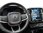 Volvo XC40 Recharge P8 AWD R-Design | Wifi | Elcctr. schuif panorama dak Electr. bedienbare voorstoelen | Apple Carplay | Bluetooth | Stoelverwarming | Achteruitrij camera -parkeerassist achter | Cruise control | Verwarmd stu