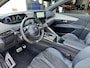 Peugeot 3008 1.6 HYbrid 225 PK GT Pack Business | Meest Complete Uitvoering | Slechts 11.000 KM | Nieuwstaat Auto | Schuif Kantel Panoramadak | Alcantara Stoelen | Full LED | Keyless Pakket | Night Vision | 360 Graden Camera | 19 Inch Velgen | Navigatie | Adaptieve Cruise Control |