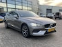 Volvo V60 2.0 T6 Recharge 340 pk AWD Momentum Pro Navigatie Trekhaak Panoramadak Head Up Camera PDC v+a Dab Carplay Extra Getint Glas NL Auto 1e Eigenaar Plug in Hybride
