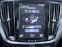 Volvo V60 2.0 T6 Recharge 340 pk AWD Momentum Pro Navigatie Trekhaak Panoramadak Head Up Camera PDC v+a Dab Carplay Extra Getint Glas NL Auto 1e Eigenaar Plug in Hybride