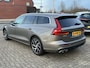 Volvo V60 2.0 T6 Recharge 340 pk AWD Momentum Pro Navigatie Trekhaak Panoramadak Head Up Camera PDC v+a Dab Carplay Extra Getint Glas NL Auto 1e Eigenaar Plug in Hybride
