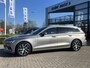 Volvo V60 2.0 T6 Recharge 340 pk AWD Momentum Pro Navigatie Trekhaak Panoramadak Head Up Camera PDC v+a Dab Carplay Extra Getint Glas NL Auto 1e Eigenaar Plug in Hybride