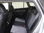 Skoda Enyaq iV 80 Business Edition | SOH 95% | Dodehoek detectie | Stoel- en stuurwielverwarming | Achteruitrijcamera | 3-zone airco | Adaptieve cruise control | Navigatie | Keyless |