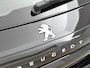 Peugeot e-208 EV Active Pack 50 kWh 136pk | Navigatie | Climate Control | Cruise Control | Armsteun | Led koplampen | DAB+ radio | Parkeersensoren | Keyless start | Apple Carplay / Android Auto | Bluetooth | Elektrisch inklapbare spiegels | Regensensor | Automatisch dimlicht | 16" lichtmetalen velgen |