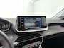 Peugeot e-208 EV Active Pack 50 kWh 136pk | Navigatie | Climate Control | Cruise Control | Armsteun | Led koplampen | DAB+ radio | Parkeersensoren | Keyless start | Apple Carplay / Android Auto | Bluetooth | Elektrisch inklapbare spiegels | Regensensor | Automatisch dimlicht | 16" lichtmetalen velgen |