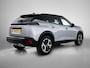 Peugeot 2008 SUV GT Hybrid 145pk Automaat | Navigatie | Achteruitrijcamera | Climate Control | Adaptieve Cruise Control | Full Led koplampen | Parkeersensoren v+a | Keyless | Armsteun | Draadloze Apple Carplay / Android Auto | Digitaal instrumentenpaneel | DAB+ radio | Afwijkende dakkleur | Donker getint glas | 17" lichtmetalen velgen |