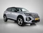Peugeot 2008 SUV GT Hybrid 145pk Automaat | Navigatie | Achteruitrijcamera | Climate Control | Adaptieve Cruise Control | Full Led koplampen | Parkeersensoren v+a | Keyless | Armsteun | Draadloze Apple Carplay / Android Auto | Digitaal instrumentenpaneel | DAB+ radio | Afwijkende dakkleur | Donker getint glas | 17" lichtmetalen velgen |