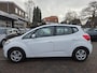 Kia Venga 1.4 CVVT X-tra LEUKE AUTO RIJDT EN SCHAKELT GOED