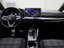 Volkswagen Golf 1.5eHybrid 200kW/272PK GTE · Panoramadak · 360°Camera + Parkeersensoren · Stoelverwarming · Garantie t/m 23-03-2030 of 100000km.