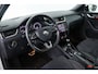 Skoda Octavia Combi 2.0 TSI RS 245 Business | Open Dak | Sfeer Verlichting | Cruise Adaptive | Camera | Navi | Memory | Stoelverwarming | 19'' Lichtmetalen Velgen | Keyless | PDC V+A