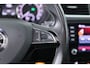 Skoda Octavia Combi 2.0 TSI RS 245 Business | Open Dak | Sfeer Verlichting | Cruise Adaptive | Camera | Navi | Memory | Stoelverwarming | 19'' Lichtmetalen Velgen | Keyless | PDC V+A