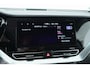 Kia e-Niro DynamicLine 64 kWh | Dealer onderhouden | Camera | Stoel-/stuurverwarming | Keyless Entry | Climate Control | Parkeersensoren