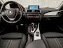 BMW 1-Serie 118i EDE Sportline Automaat (GROOT NAVIGATIE, CAMERA, XENON, SPORTSTOELEN, GETINT GLAS, BLUETOOTH, STOELVERWARMING, CRUISE CONTROL, WITTE STIKSELS, NIEUWSTAAT)