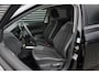 Volkswagen Polo 1.0 TSI 110PK DSG R-LINE / FULL BLACK / VERLAGINGSVEREN / APPLE CARPLAY / LED KOPLAMPEN / DIGITAL DASCH / MAXTON