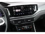 Volkswagen Polo 1.0 TSI 110PK DSG R-LINE / FULL BLACK / VERLAGINGSVEREN / APPLE CARPLAY / LED KOPLAMPEN / DIGITAL DASCH / MAXTON