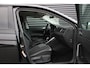 Volkswagen Polo 1.0 TSI 110PK DSG R-LINE / FULL BLACK / VERLAGINGSVEREN / APPLE CARPLAY / LED KOPLAMPEN / DIGITAL DASCH / MAXTON