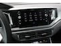 Volkswagen Polo 1.0 TSI 110PK DSG R-LINE / FULL BLACK / VERLAGINGSVEREN / APPLE CARPLAY / LED KOPLAMPEN / DIGITAL DASCH / MAXTON
