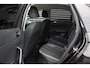 Volkswagen Polo 1.0 TSI 110PK DSG R-LINE / FULL BLACK / VERLAGINGSVEREN / APPLE CARPLAY / LED KOPLAMPEN / DIGITAL DASCH / MAXTON