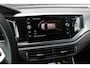 Volkswagen Polo 1.0 TSI 110PK DSG R-LINE / FULL BLACK / VERLAGINGSVEREN / APPLE CARPLAY / LED KOPLAMPEN / DIGITAL DASCH / MAXTON