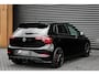 Volkswagen Polo 1.0 TSI 110PK DSG R-LINE / FULL BLACK / VERLAGINGSVEREN / APPLE CARPLAY / LED KOPLAMPEN / DIGITAL DASCH / MAXTON
