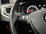 Volkswagen Polo 1.0 TSI Sportline (APPLE CARPLAY, PARKEERSENSOREN, LICHTMETALEN VELGEN, CLIMATE CONTROL, CRUISE CONTROL, NIEUWSTAAT)
