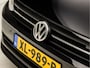 Volkswagen Polo 1.0 TSI Sportline (APPLE CARPLAY, PARKEERSENSOREN, LICHTMETALEN VELGEN, CLIMATE CONTROL, CRUISE CONTROL, NIEUWSTAAT)