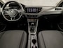 Volkswagen Polo 1.0 TSI Sportline (APPLE CARPLAY, PARKEERSENSOREN, LICHTMETALEN VELGEN, CLIMATE CONTROL, CRUISE CONTROL, NIEUWSTAAT)