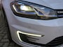 Volkswagen E-Golf E-DITION / Navigatie / LED / Digital cockpit / Parkeersensoren / 16''LMV
