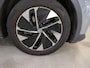 Volkswagen ID.4 Tech 77 kWh 204pk / Panorama dak / LED / Navigatie / Camera  / Wegkl trekhaak / 19''LMV
