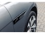 Jaguar F-Pace P400e R-Sport | Pano | 21 Inch | Koel/verw schaalstoelen | Head-Up | El trekhaak| Black Pack | 360gr Camera