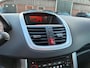 Peugeot 207 1.4 VTi Look | Met Airco + Cruise nu €2.975,-!!