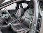 Volvo V40 2.0 T4 190 pk R-Design | Panoramadak | Trekhaak | Stoelverwarming | Navigatie