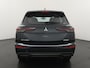 Mitsubishi Outlander 2.4 PHEV Pure | 8 jaar garantie | €6.000 korting + €500 accessoire korting | Adaptieve cruise | 4 wiel aandrijving | Warmtepomp | 360 graden camera + parkeersensoren voor en achter |