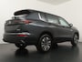 Mitsubishi Outlander 2.4 PHEV Pure | 8 jaar garantie | €6.000 korting + €500 accessoire korting | Adaptieve cruise | 4 wiel aandrijving | Warmtepomp | 360 graden camera + parkeersensoren voor en achter |