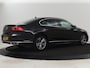 Volkswagen Passat 2.0 TSI R Line | 190pk | Trekhaak | Leder/Alcantara | Stoelverwarming | Camera | Matrix LED | Adaptive cruise | Virtual Cockpit | Carplay | Navigatie