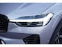 Volvo XC60 2.0 T6 Plug-in hybrid AWD Ultra Dark | Head Display | 360 Camera | 22" Diamond Velgen | Stoel & Stuurverwarming | Harman/Kardon audio | Schuifdak |