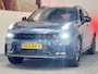 Lynk & Co 01 1.5 BLACK LINE PREMIUM ZWARTE HEMEL MY2023 100 STUKS OP VOORRAAD ! VOL OPTIES ! 360 CAMERA ADAPTIVE CRUISE CONTROL PANORAMA SCHUIF/KANTELDAK APPLE CARPLAY/ANDROID RIJSTROOKSENSOREN ZEER MOOI !! Brgl