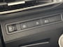 Peugeot 3008 Allure Pack 225 pk Hybrid Automaat | 1ste eigenaar | Camera | Stoelverwarming | Dodehoekdetectie | LEER/Stof | AUTOMAAT