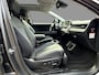 Hyundai Ioniq 5 Lounge AWD 73kWh SoH 95,3% / Orig. trekhaak / NL Auto / Fabrieksgarantie / Panorama / Relax Seats / Ventilatie en verwarming in de stoelen / V2L Connector /