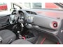 Toyota Yaris 1.5 VVT-i Design Red met trekhaak