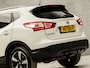 Nissan Qashqai 1.2 N-Connecta (PANORAMADAK, NAVIGATIE, 360 CAMERA, TREKHAAK, GETINT GLAS, SPORTSTOELEN, KEYLESS, PARKEERSENSOREN, CRUISE, NIEUWSTAAT)