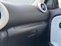 Renault Twingo Z.E. R80 Life / WLTP 186 km stad 261 km / Navigatie via Apple Carplay Android Auto / Airco / Parkeersensoren achter / DAB Radio / Climate Control /