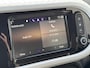 Renault Twingo Z.E. R80 Life / WLTP 186 km stad 261 km / Navigatie via Apple Carplay Android Auto / Airco / Parkeersensoren achter / DAB Radio / Climate Control /