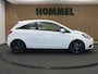 Opel Corsa 1.4 Edition - AIRCO - CRUISE CONTROL - STOELVERWARMING VOORSTOELEN - STUURWIELVERWARMING - ACHTERUITRIJCAMERA - PARKEERSENSOREN VOOR + ACHTER - LEDEREN STUURWIEL