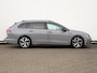 Volkswagen Golf Variant 1.5 eTSI R-Line Business+ 130PK DSG| Navigatie | Achteruitrijcamera | Climate control | Trekhaak | LED plus | 18" Bergamo" |