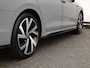 Volkswagen Golf Variant 1.5 eTSI R-Line Business+ 130PK DSG| Navigatie | Achteruitrijcamera | Climate control | Trekhaak | LED plus | 18" Bergamo" |